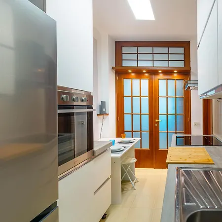 Monsoni House شقة *