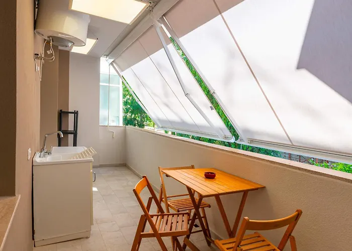 شقة Monsoni House